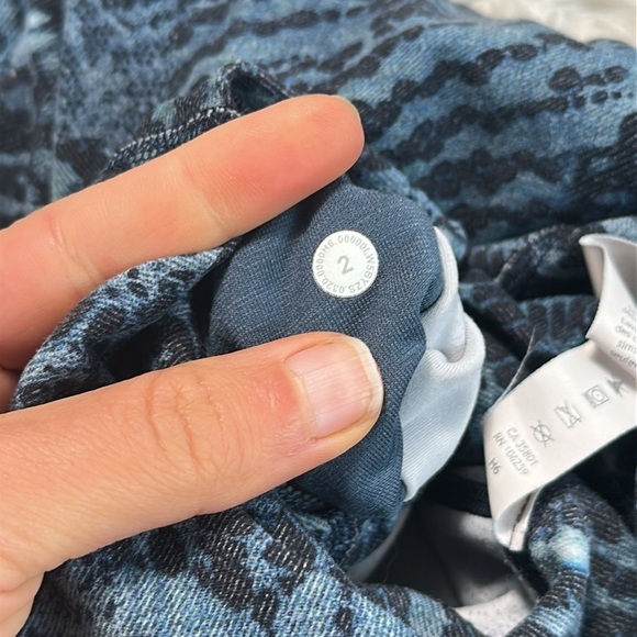 Lululemon Align Pant 28” *Engineered Indigo Lace Starlight Multi Align Pant - Picture 5 of 6